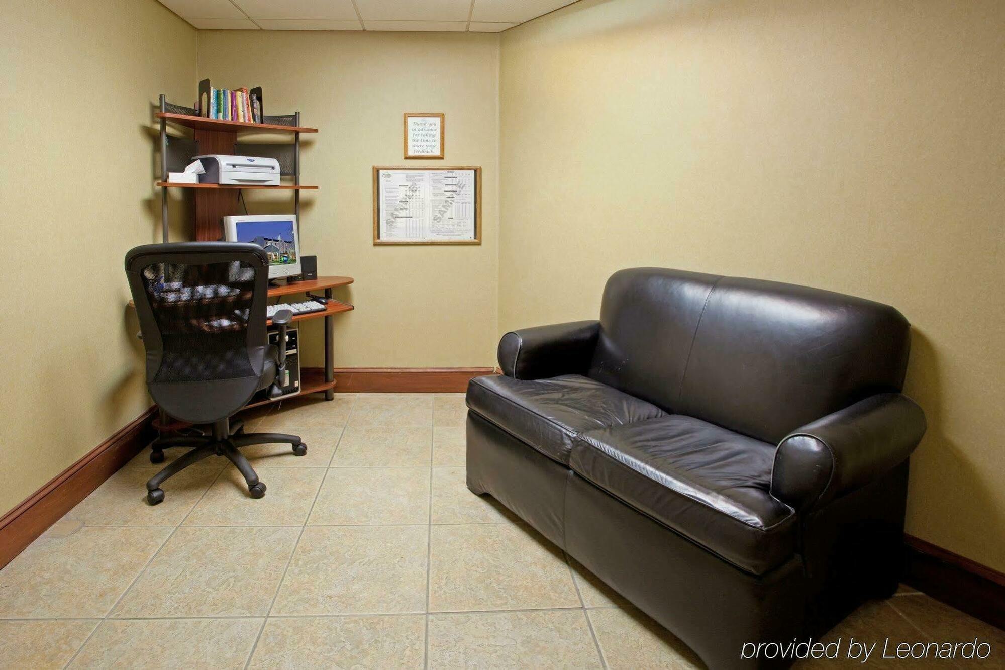 Holiday Inn Express Chapel Hill By Ihg Instalações foto